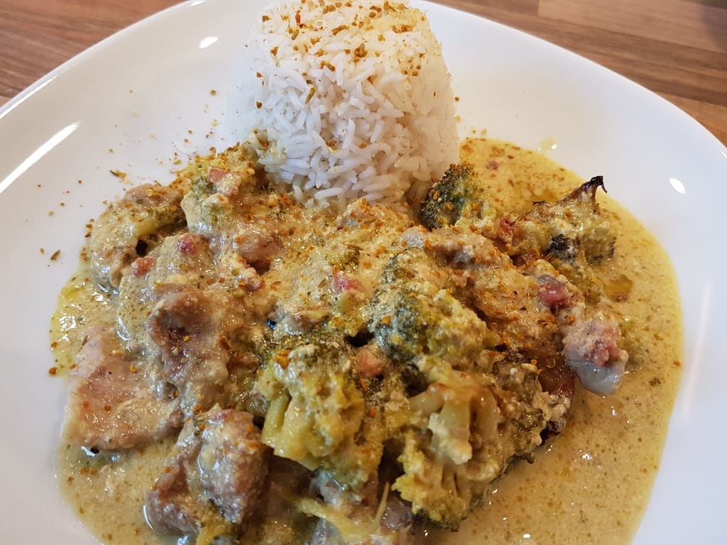 Curry Geschnetzeltes mit Brokkoli