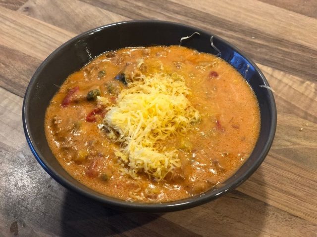 Cheeseburgersuppe - Low Carb Süppchen