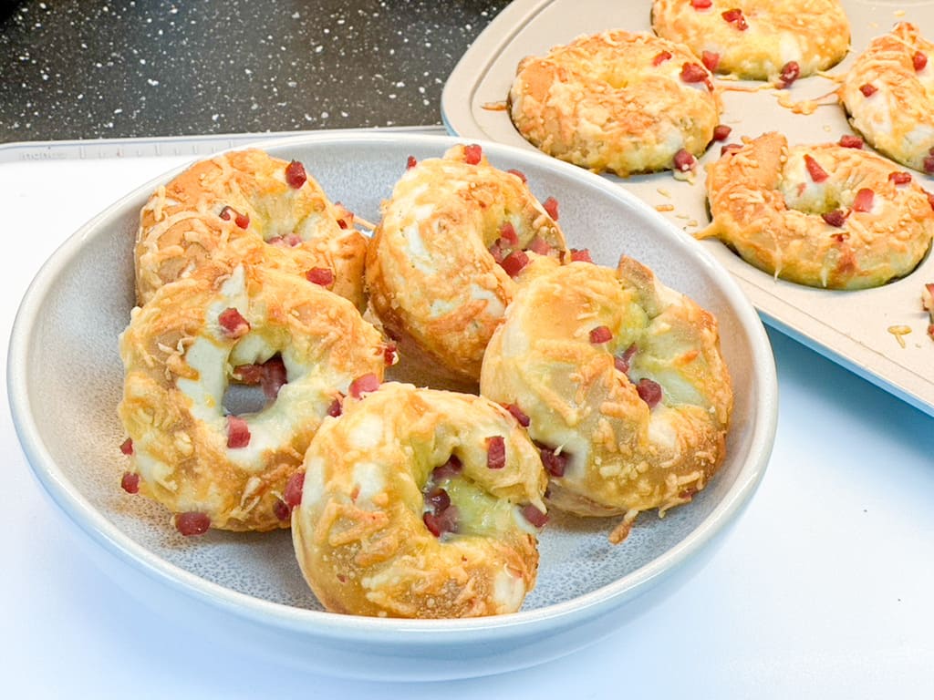 Kaese Schinken Donuts